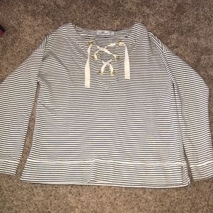 Stripped Vineyard Vines sweater